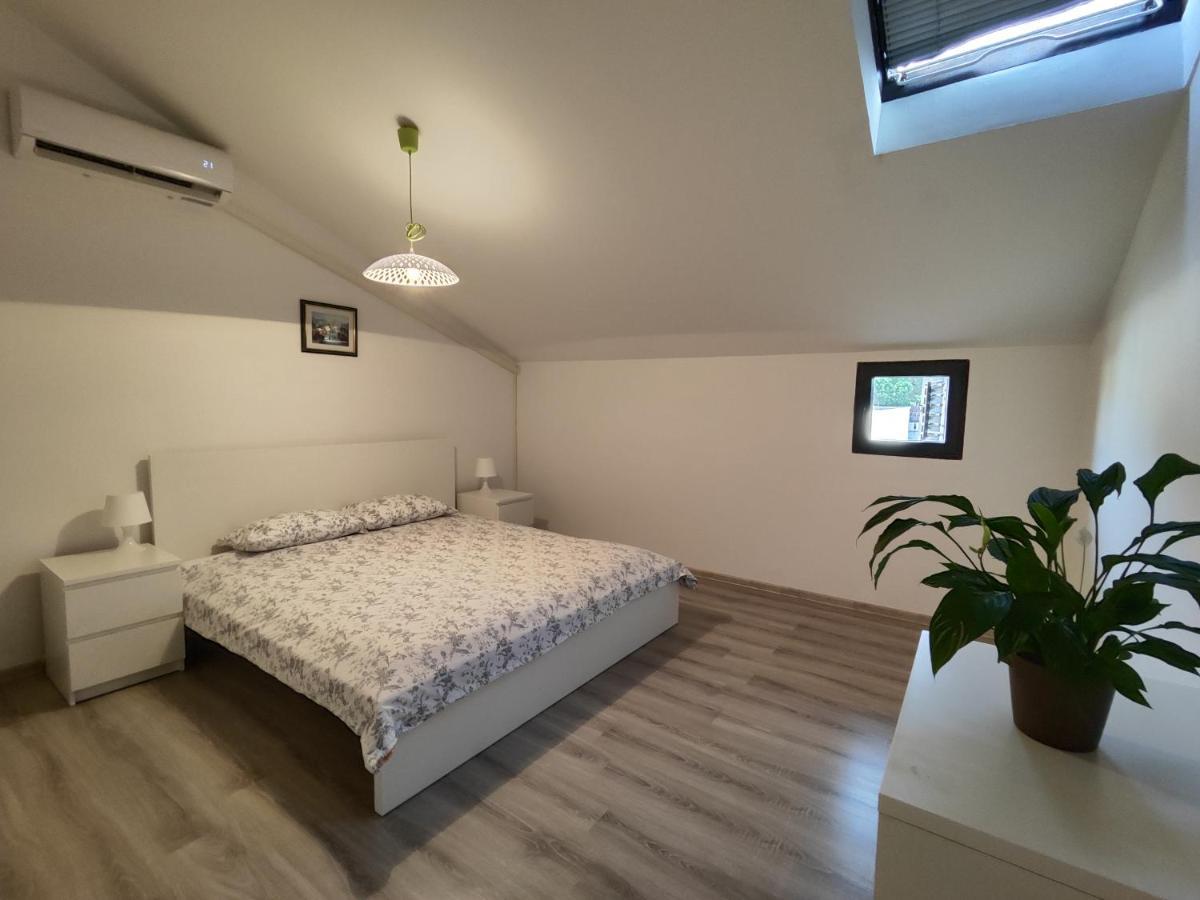 Urban Apartment